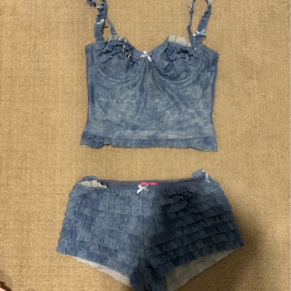 Blue Ruffled Short set Ediketed size small
